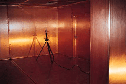 Mu-bakır Faraday kafesi, oda tipine / şekline / boyutuna uyacak şekilde yapılabilir